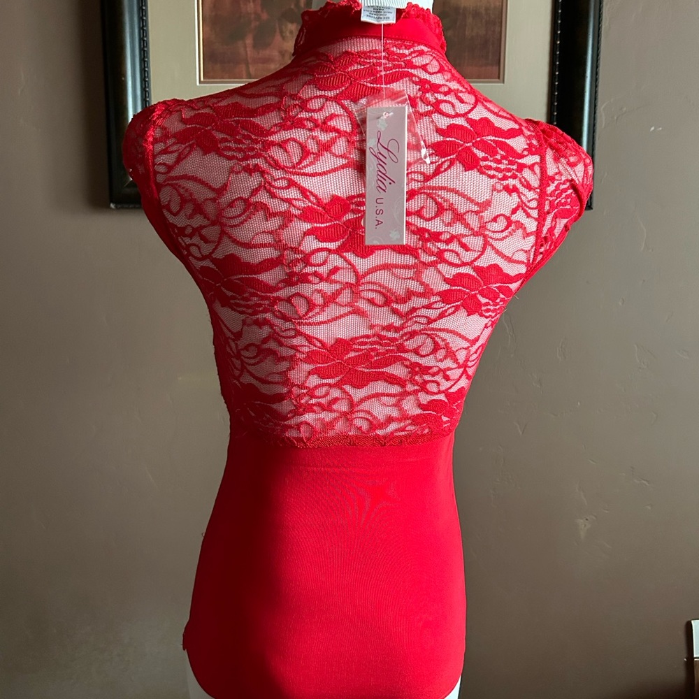 Red Lace Short Sleeve Top NWT - Picture 8 of 10